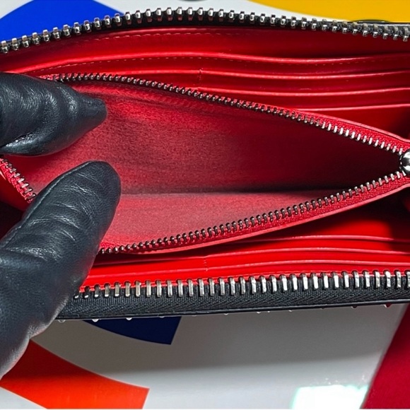 CHRISTIAN LOUBOUTIN Camouflage Black
& Gold Panettone Wallet Spiked, Zippy Camo - Picture 14 of 16